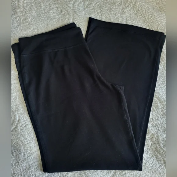 Athletic Works Bootcut Fit Black Yoga Pants, Size XL - Picture 2 of 5